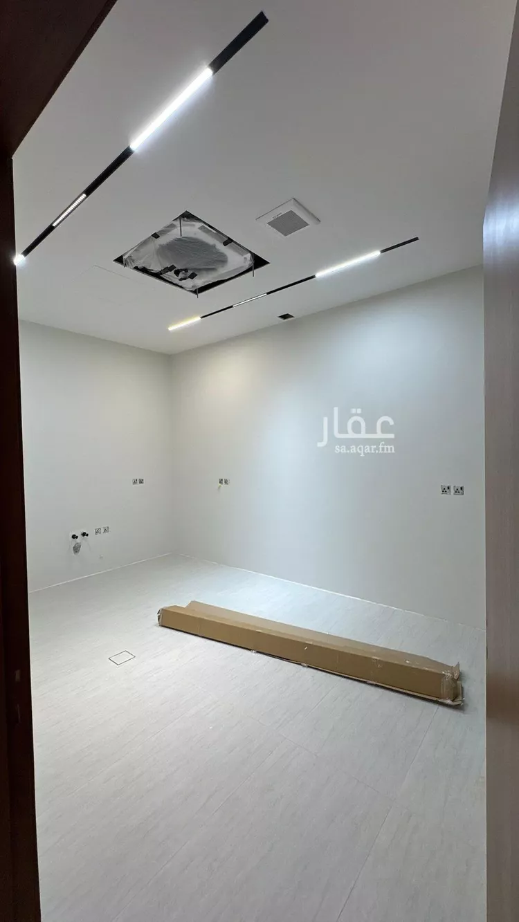 فيلا للبيع في شارع 405 المهدية, حي المهدية, مدينة الرياض, منطقة الرياض 10