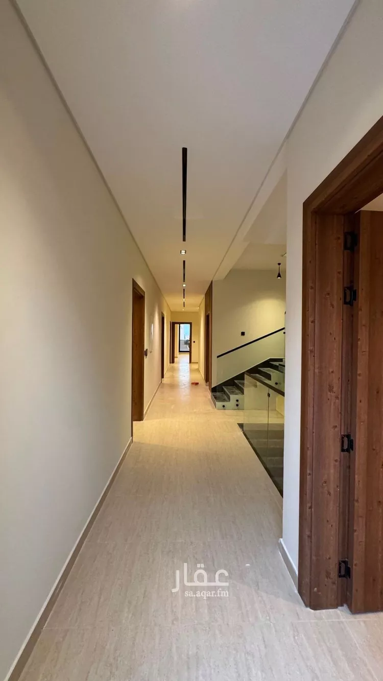 Villa for Sale in Riyadh Al Mahdiyah ุตูุฑุฉ 5