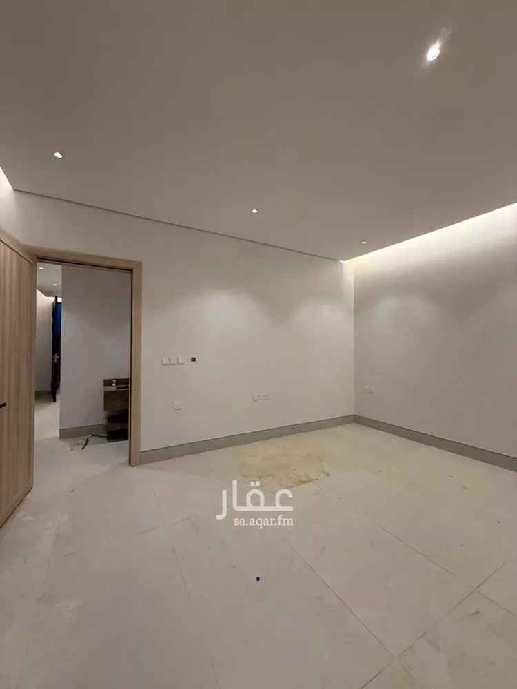 Villa for Sale in Riyadh Al Mahdiyah 12