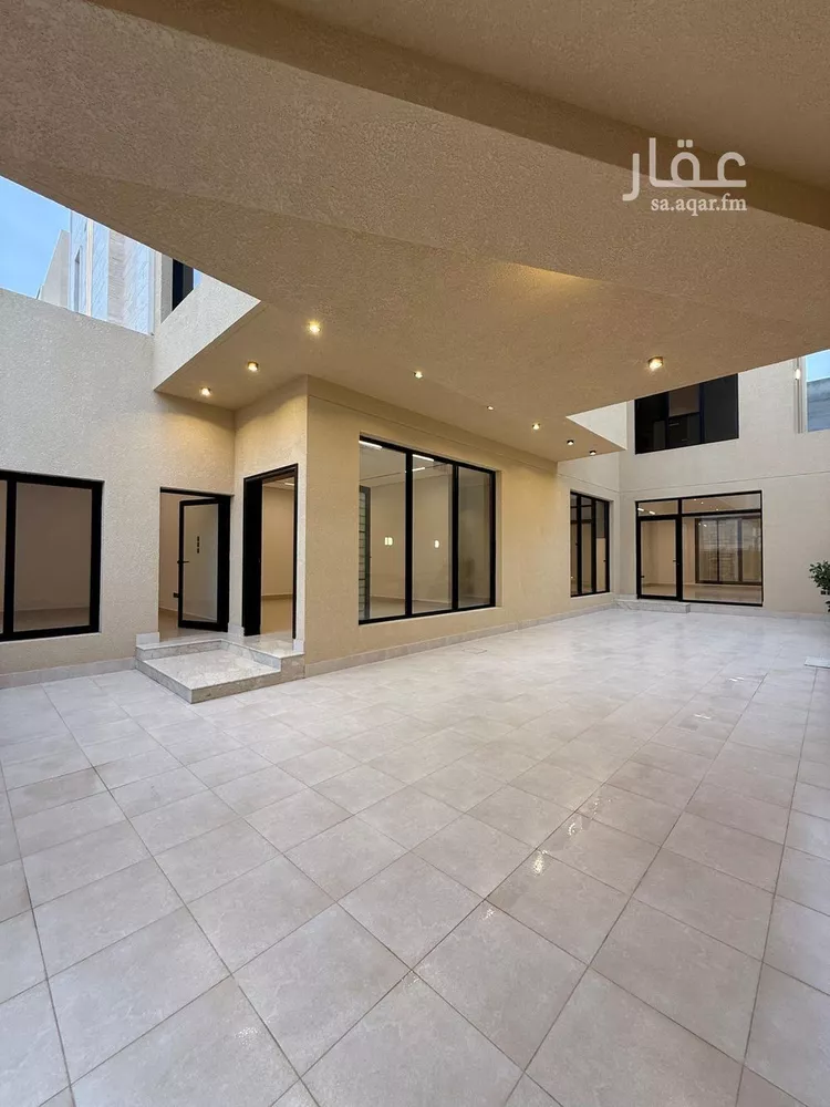 فيلا للبيع في شارع 405 المهدية, حي المهدية, مدينة الرياض, منطقة الرياض صورة 2