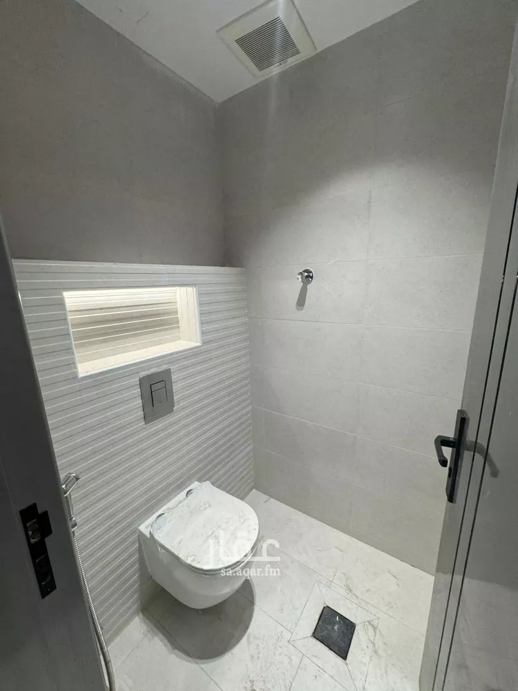 شقة للبيع في شارع سعيد بن خالد, حي المعارض, مدينة خميس مشيط, منطقة عسير صورة 4