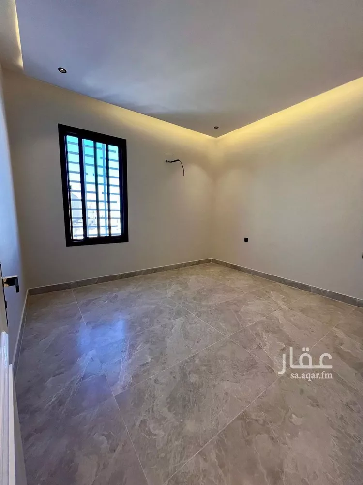 شقة للبيع في شارع الظهيران, حي سلطانة, مدينة أبها, منطقة عسير صورة 3