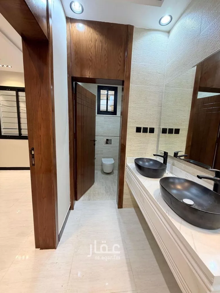 شقة للبيع في شارع الملك فهد, حي الشرقية, مدينة أبها, منطقة عسير صورة 2