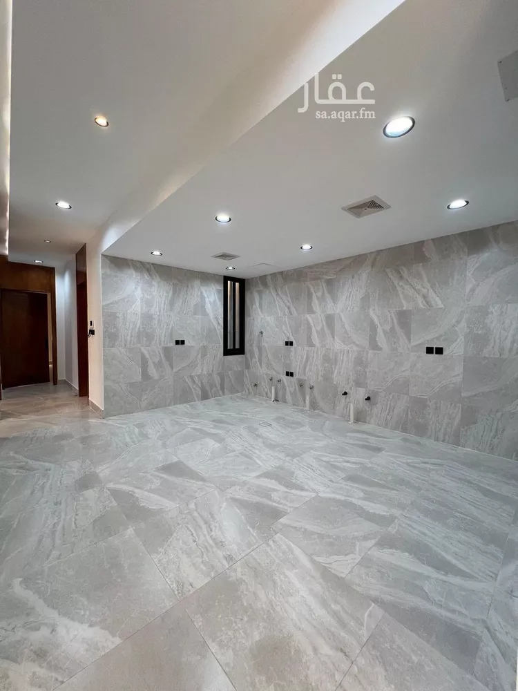 شقة للبيع في شارع عبدالله ابن غنام, حي الظرفة, مدينة خميس مشيط, منطقة عسير صورة 4