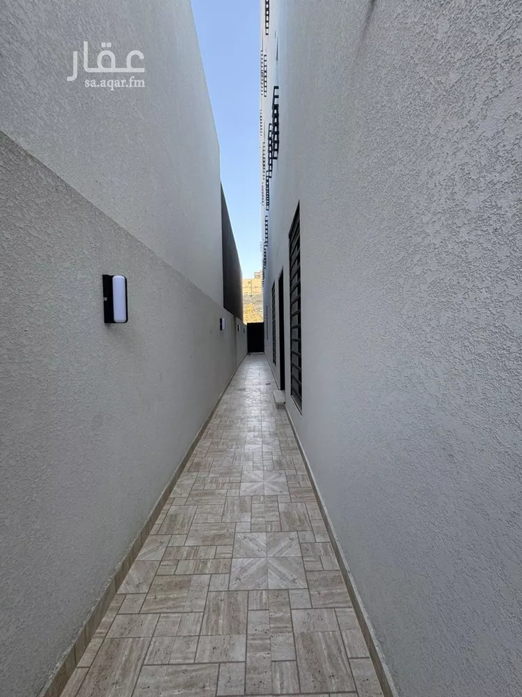 دور للبيع في شارع وادي النعيم, حي الروضة, مدينة ابها, منطقة عسير صورة 3