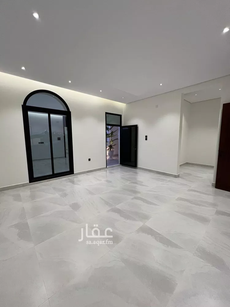 فيلا للبيع في شارع غانم المخزومي, حي عتود الشمالي, مدينة خميس مشيط, منطقة عسير صورة 5
