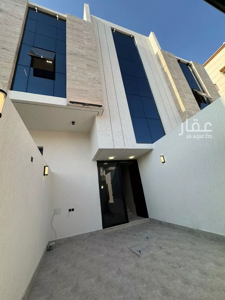 شقة للبيع في شارع الغائر, حي المروج, مدينة أبها, منطقة عسير صورة 3