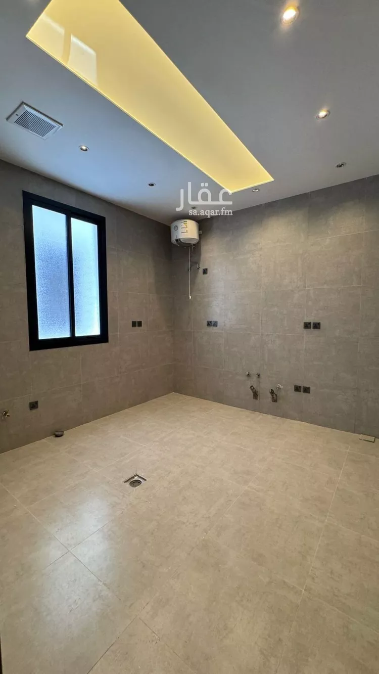 شقة للبيع في شارع شارع قلعه صلاح الدين, حي البديع, مدينة أبها, منطقة عسير صورة 4