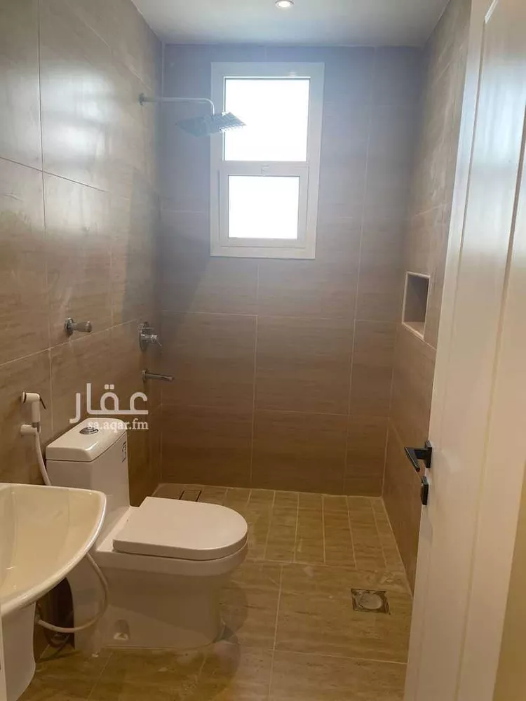 شقة للبيع في شارع ام الهوشان, حي الحمراء, مدينة الخبر, المنطقة الشرقية 9