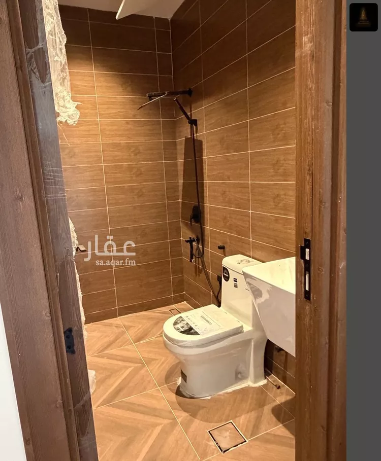 عمارة للإيجار في شارع اسماء بنت مالك, حي العارض, مدينة الرياض, منطقة الرياض صورة 3