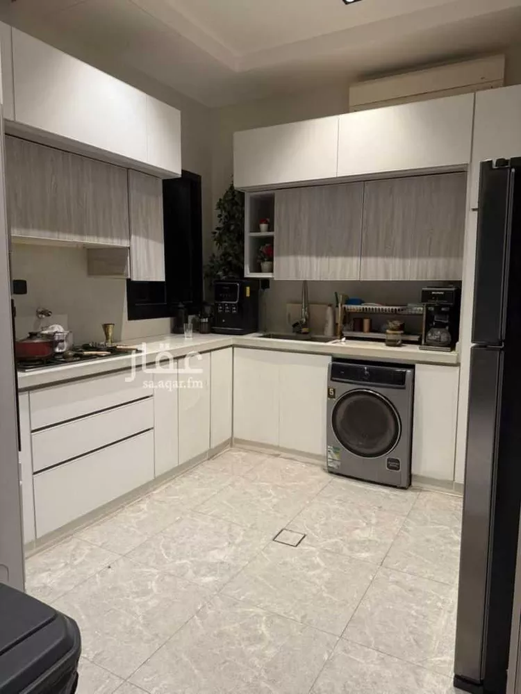 دور للبيع في شارع رقم 239, حي المونسية, مدينة الرياض, منطقة الرياض صورة 2