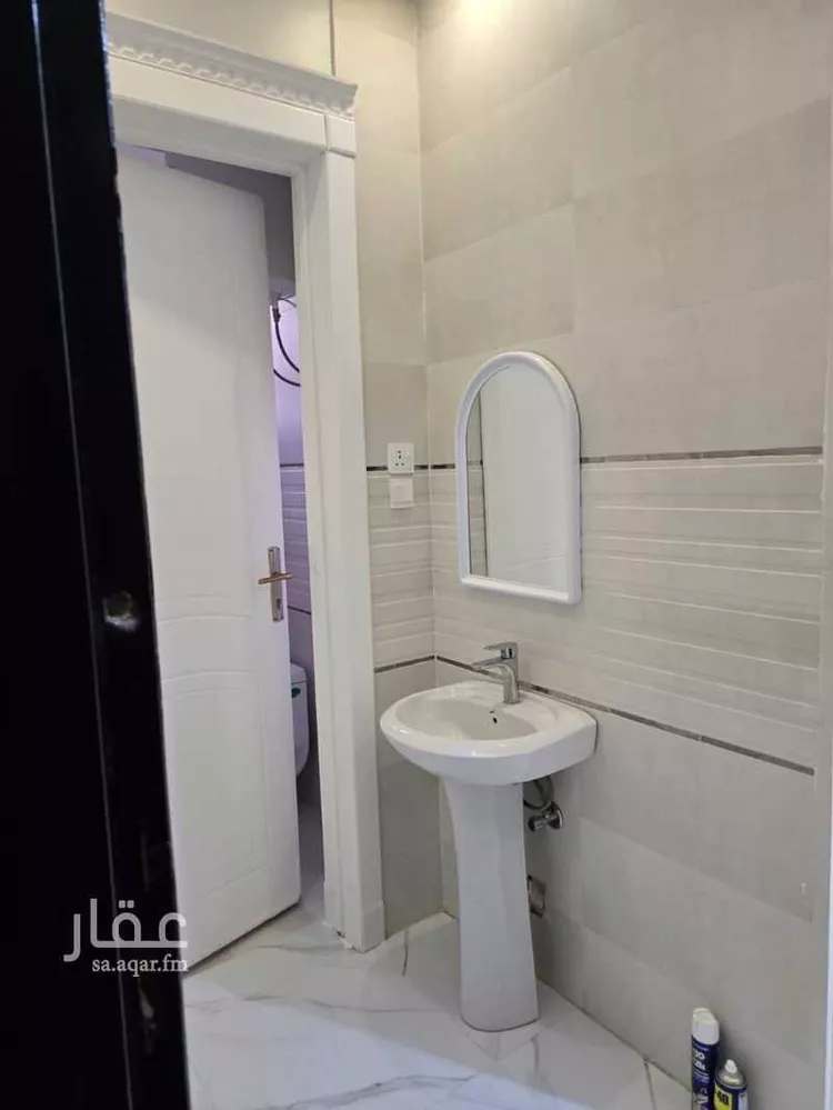 شقة للإيجار في شارع عبدالرحمن ابن مرشد, حي المهدية, مدينة الرياض, منطقة الرياض صورة 5