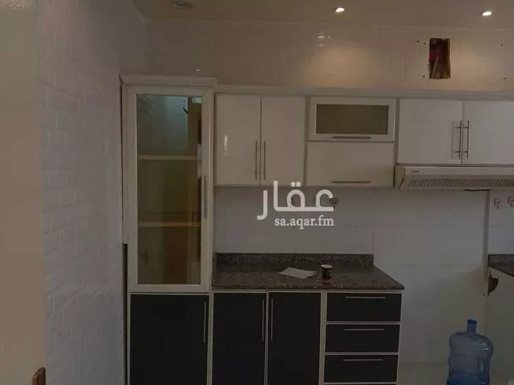شقة للإيجار في شارع عبدالرحمن بن مرشد, حي المهدية, مدينة الرياض, منطقة الرياض صورة 2