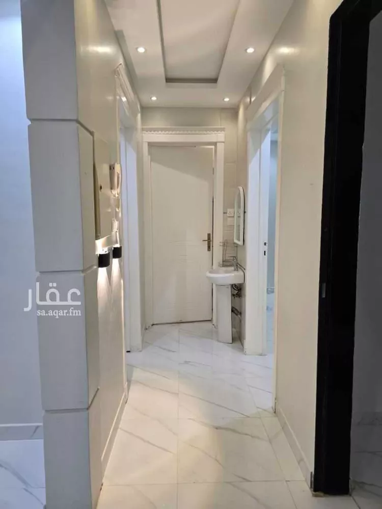 شقة للإيجار في شارع عبدالرحمن ابن مرشد, حي المهدية, مدينة الرياض, منطقة الرياض صورة 2