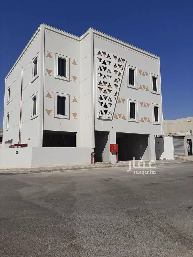 محل للإيجار في شارع عمر مكرم, حي المهدية, مدينة الرياض, منطقة الرياض