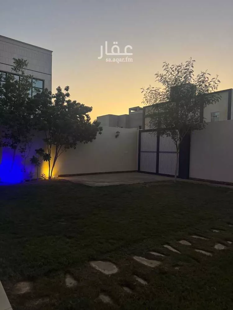 فيلا للبيع في القرينة ، حريملاء صورة 3