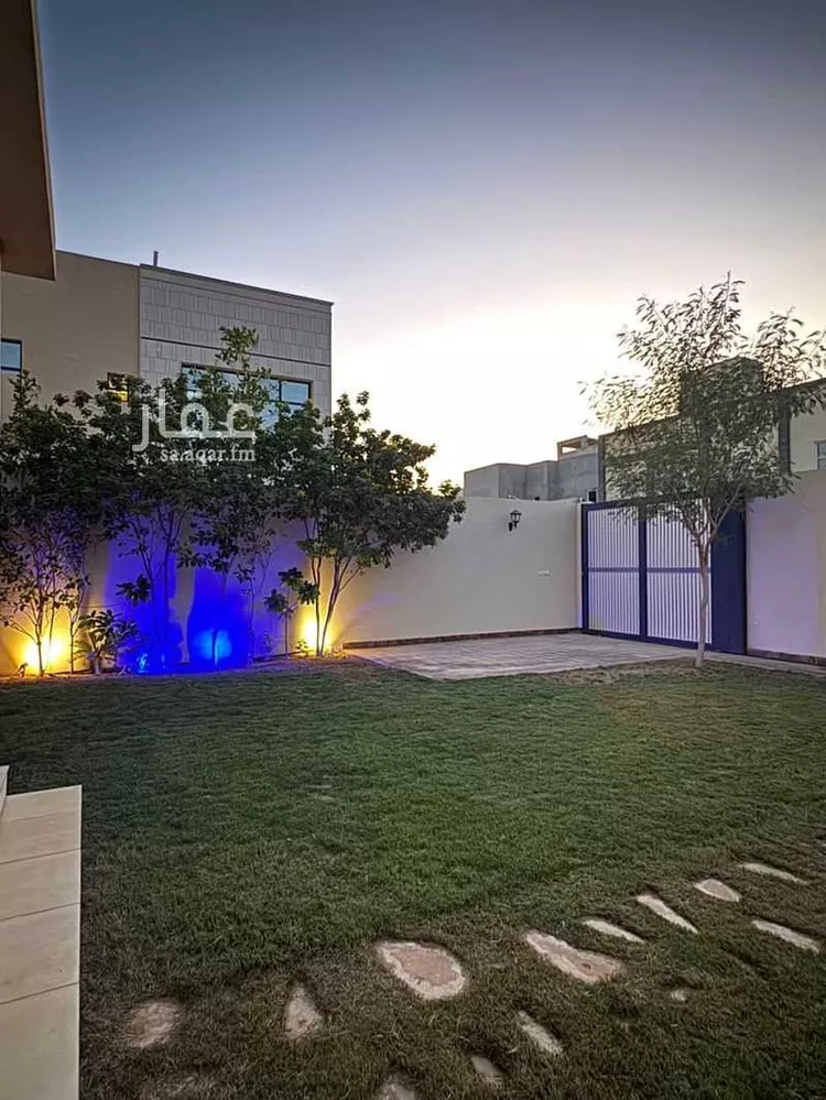 فيلا للبيع في القرينة ، حريملاء