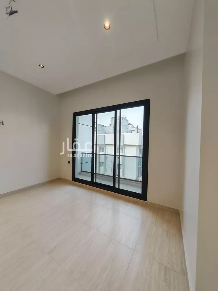 شقة للبيع في شارع شعيب بناق, حي العزيزية, مدينة جدة, منطقة مكة المكرمة