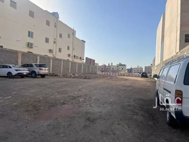 أرض للبيع في شارع عبدالله بن داود بن الدلهاث, حي شوران, مدينة المدينه المنوره, منطقة المدينة المنورة