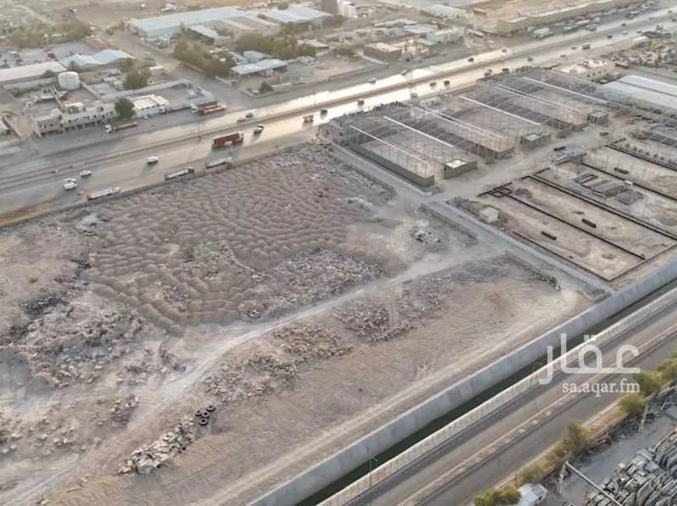 أرض للإيجار في شارع طريق الخرج الفرعي, حي المدينة الصناعية الجديدة, مدينة الرياض, منطقة الرياض