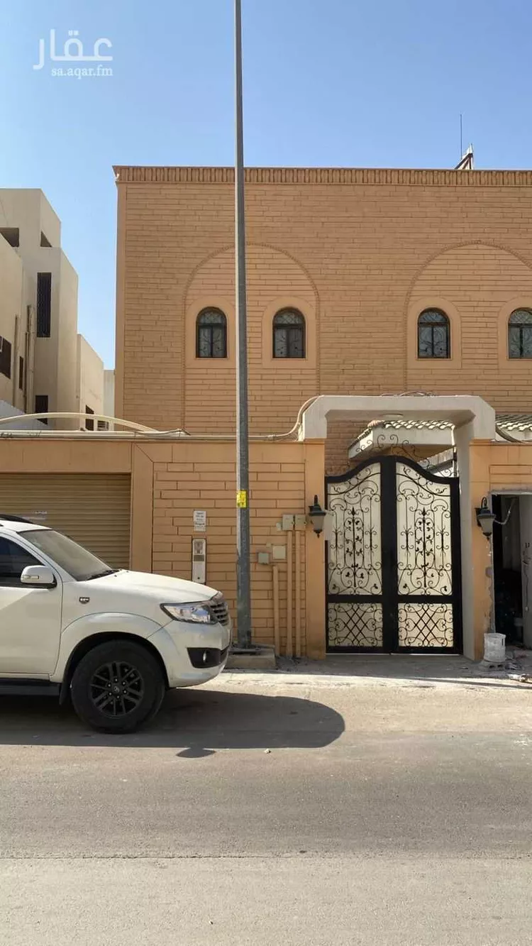 فيلا للبيع في شارع ناصر الدين البيضاوي ، حي الربوة ، الرياض ، منطقة الرياض