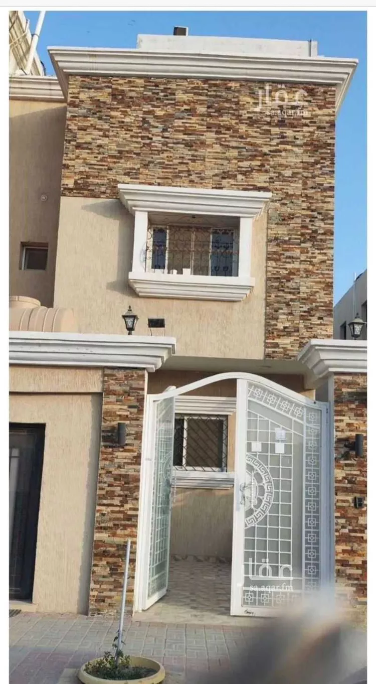 شقة للبيع في شارع حابس بن دغنة الكلبي, حي التحلية, مدينة الخبر, المنطقة الشرقية
