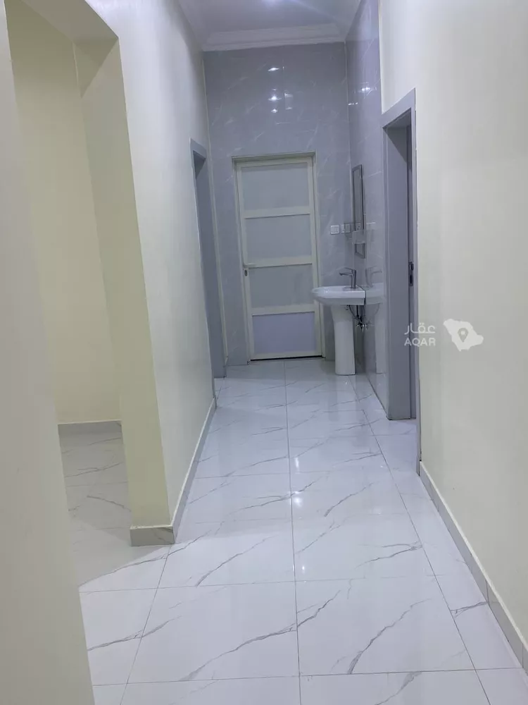 شقة للإيجار في شارع عباس كرارة ، حي الحائر ، الرياض ، منطقة الرياض 3