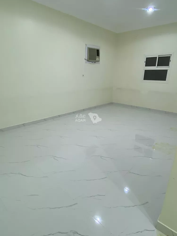 شقة للإيجار في شارع عباس كرارة, حي الحائر, مدينة الرياض, منطقة الرياض 5