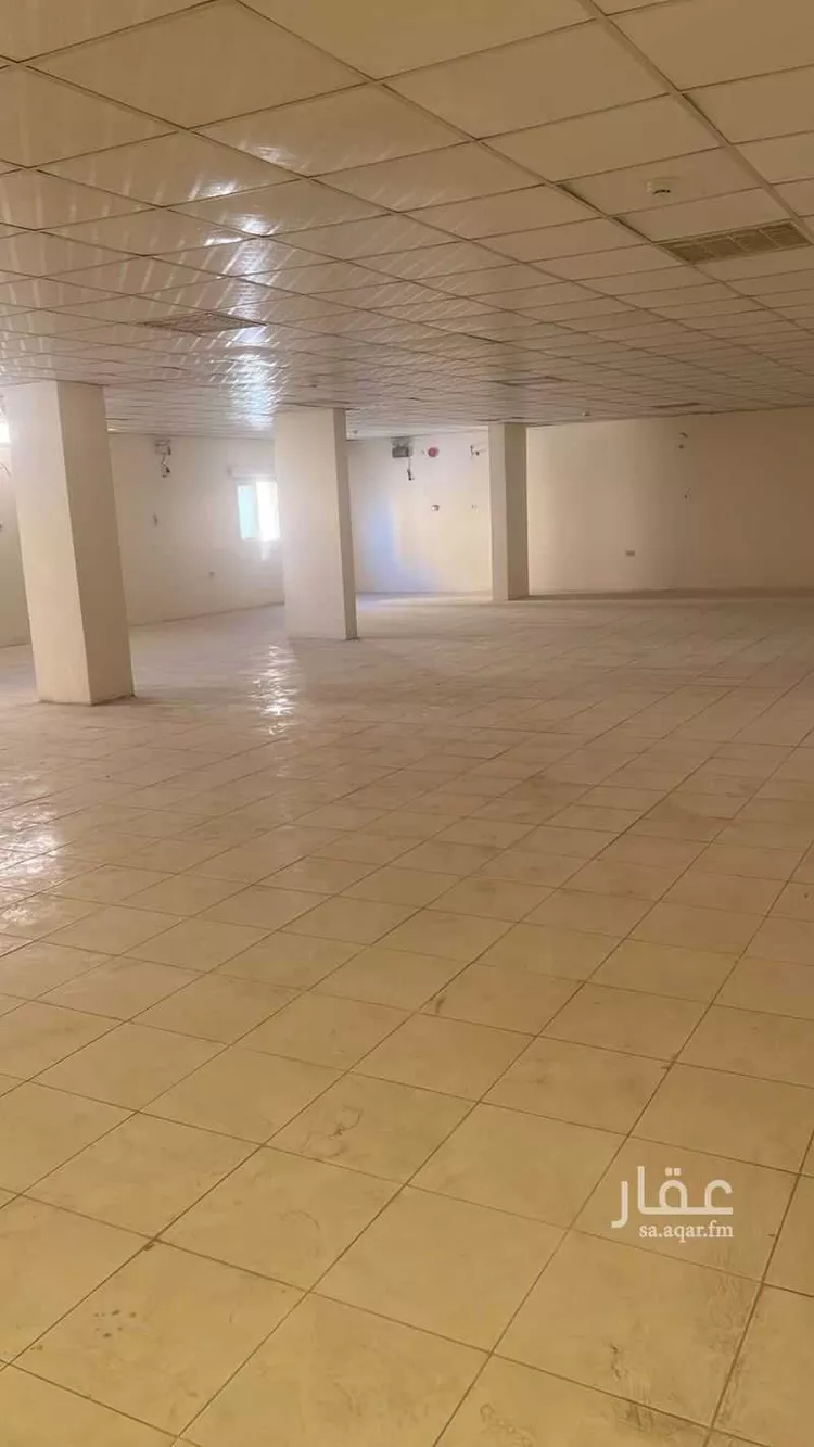 عمارة للإيجار في شارع المدينة المنورة الفرعي, حي صناعية العريفي - الجبيل, مدينة الجبيل, المنطقة الشرقية صورة 3