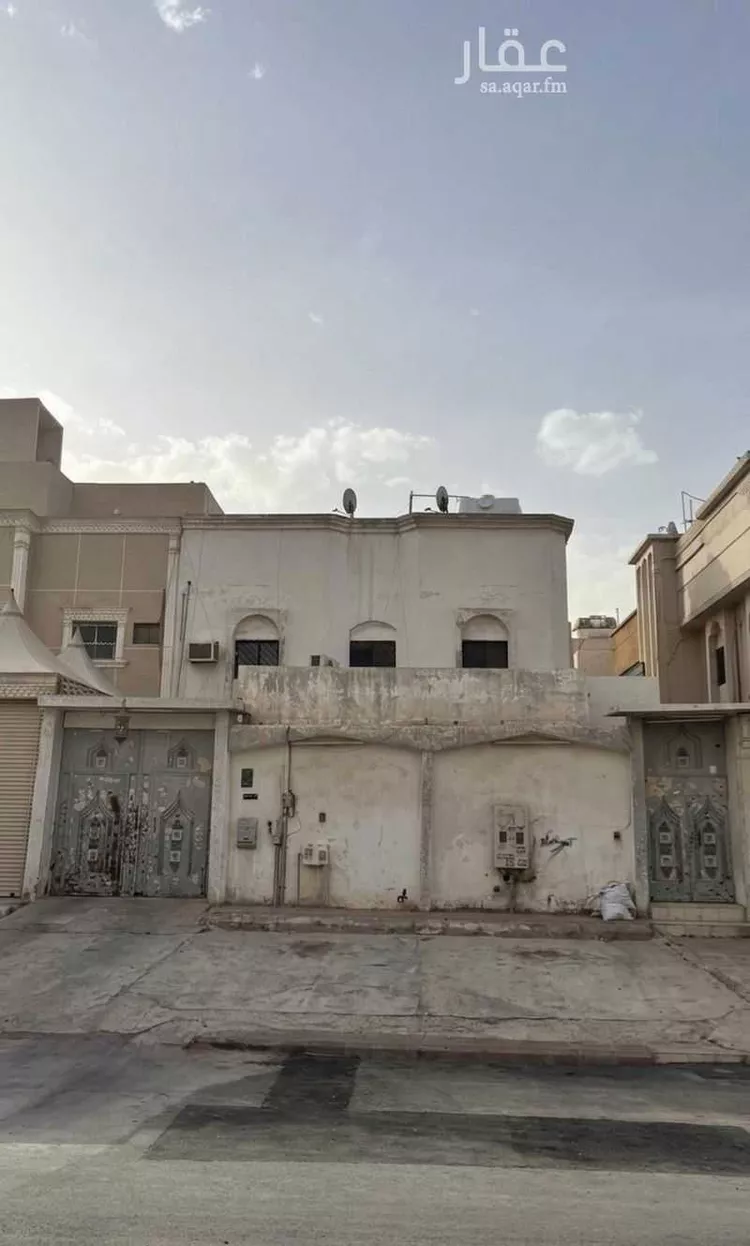 Building for Sale in Riyadh Al Janadriyah