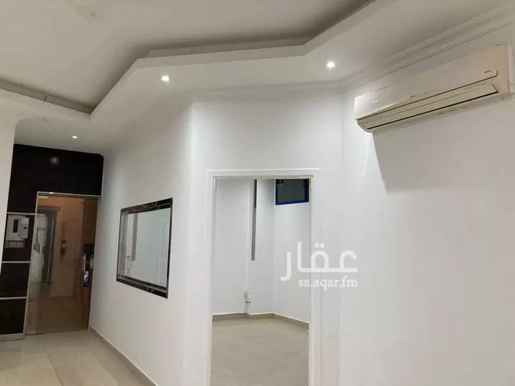 مكتب تجاري للإيجار في شارع طريق علي بن ابي طالب, حي المنتزة الشرقي, مدينة بريده, منطقة القصيم