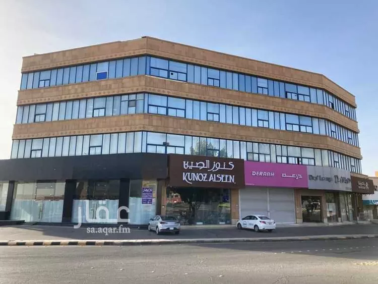 محل للإيجار في شارع علي بن ابي طالب, حي المنتزة الشرقي, مدينة بريده, منطقة القصيم صورة 4