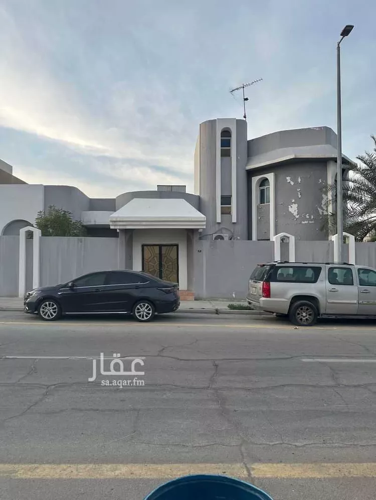 فيلا للبيع في شارع بن النفيس ، حي الدوحة الشمالية ، الظهران ، الدمام صورة 4