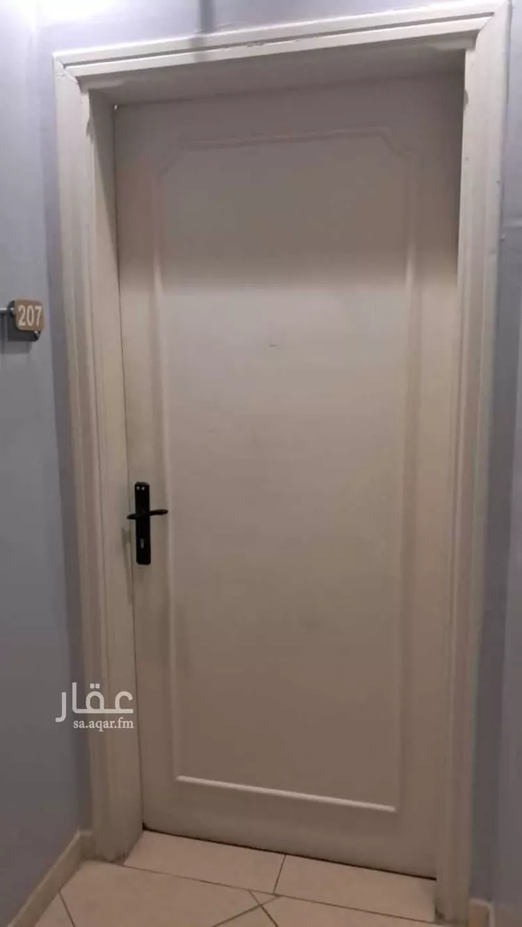 عمارة للبيع في شارع مصطفى جواد, حي الوزارات, مدينة الرياض, منطقة الرياض صورة 2