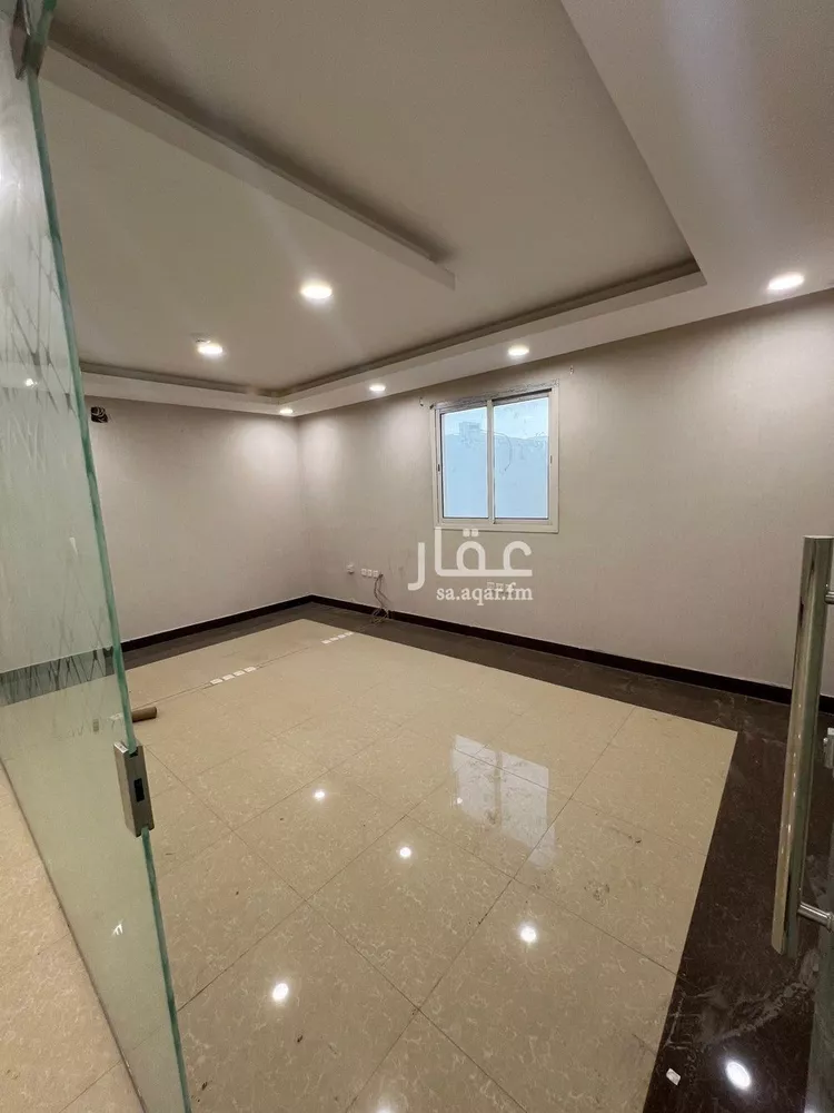 مكتب تجاري للإيجار في شارع طريق الامام سعود بن فيصل الفرعي, حي العقيق, مدينة الرياض, منطقة الرياض صورة 3