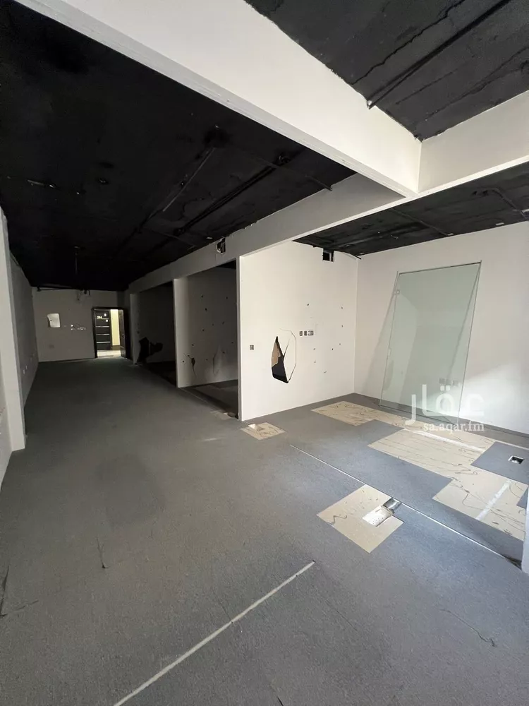 مكتب تجاري للإيجار في شارع طريق الامام سعود بن فيصل الفرعي, حي العقيق, مدينة الرياض, منطقة الرياض صورة 2