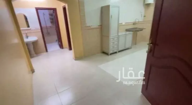 شقة للإيجار في شارع ابو بكر الصديق ، حي القادسية ، حوطة سدير ، المجمعة