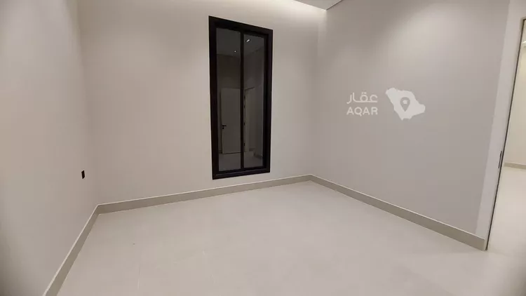دور للبيع في شارع اسامة الحارثي, حي غرناطة, مدينة المزاحمية, منطقة الرياض 8
