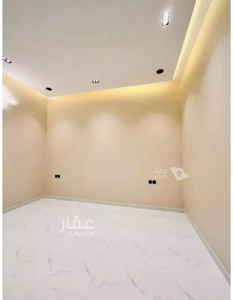 Floor for Sale in Al Muzahimiyah Tuwaiq 9