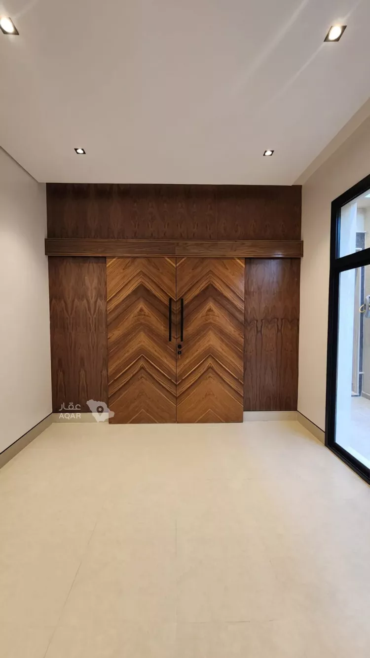 دور للبيع في شارع ابن قدامة, حي غرناطة, مدينة المزاحمية, منطقة الرياض 8