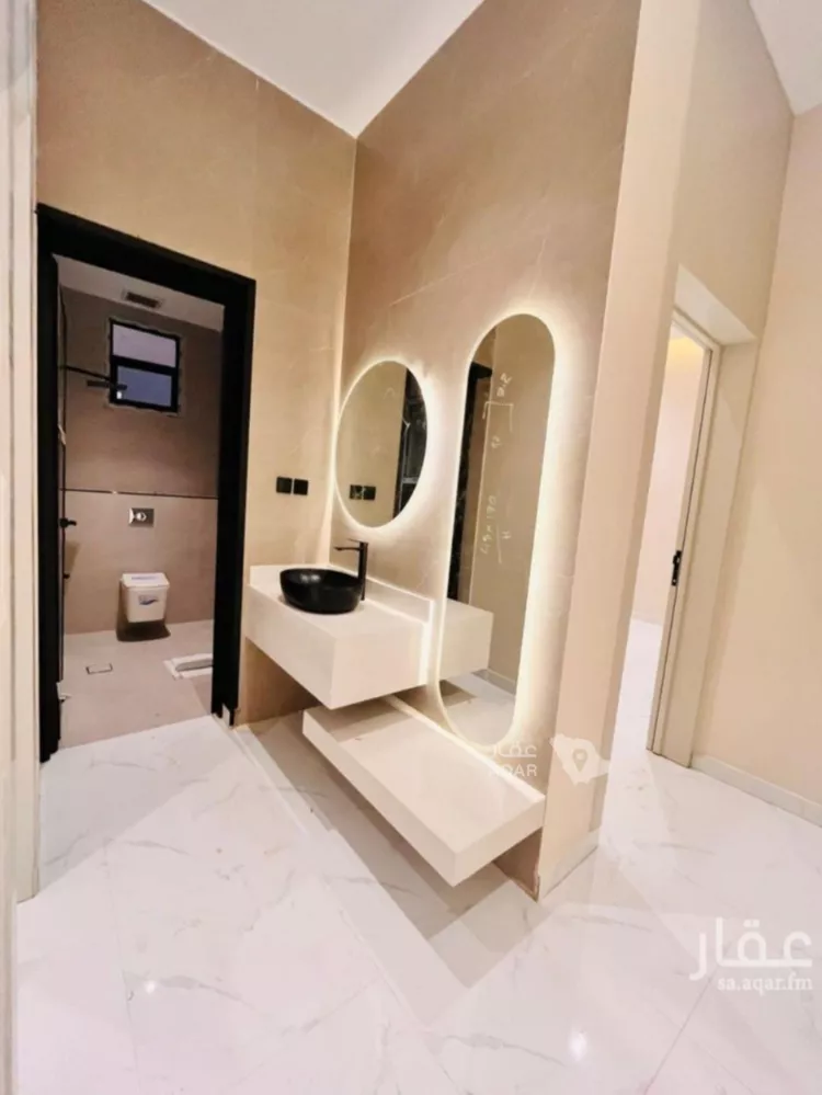 Floor for Sale in Al Muzahimiyah Tuwaiq 16