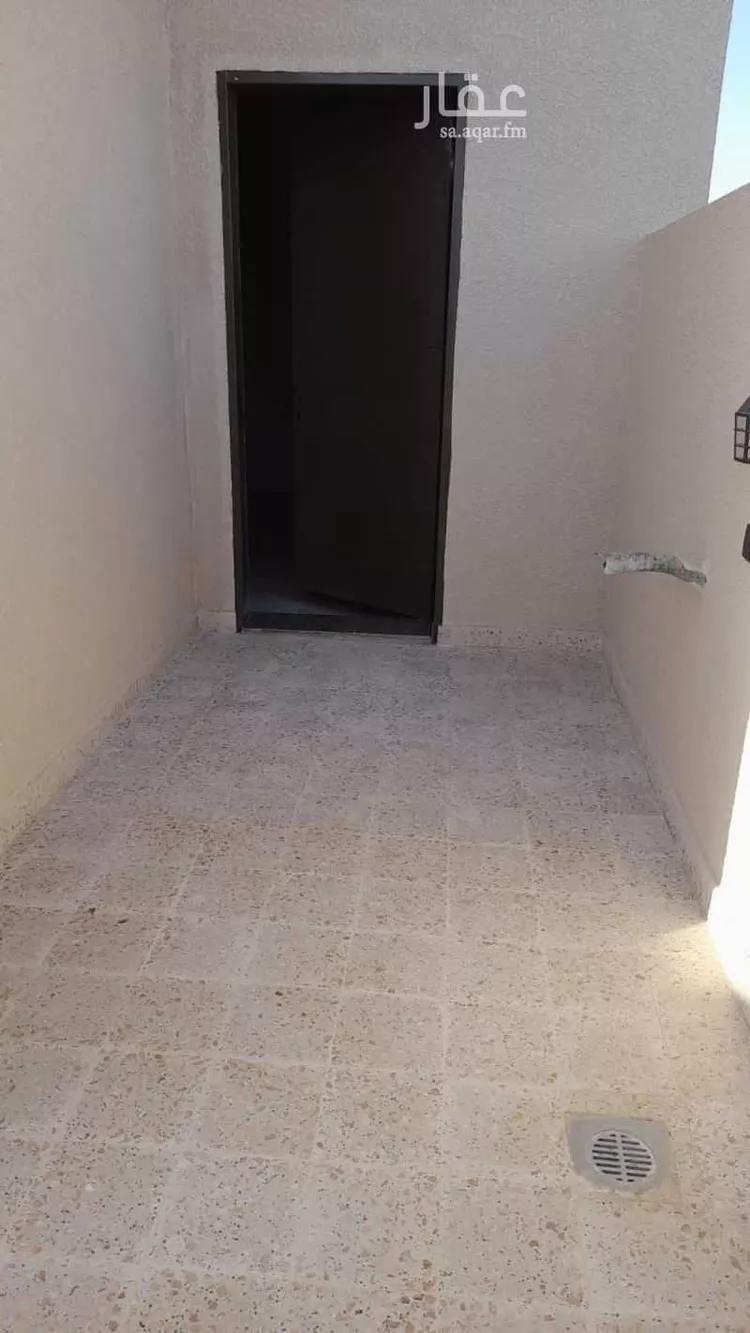 فيلا للبيع في شارع العماد بن محمد الأصبهاني ، حي الشرق ، الرياض ، منطقة الرياض صورة 5