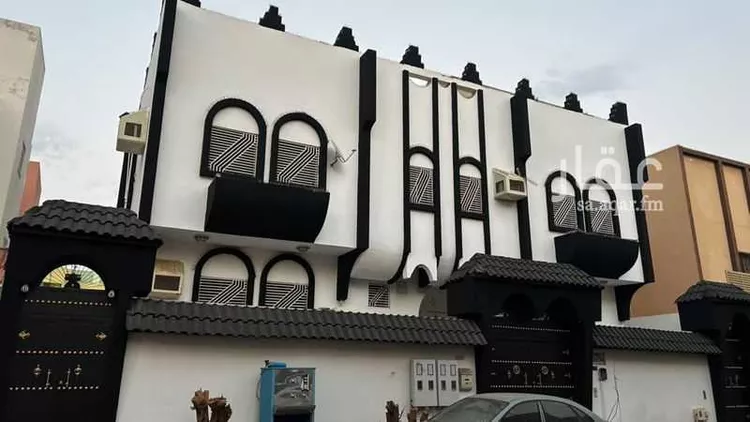 Building for Sale in Medina Shadhah