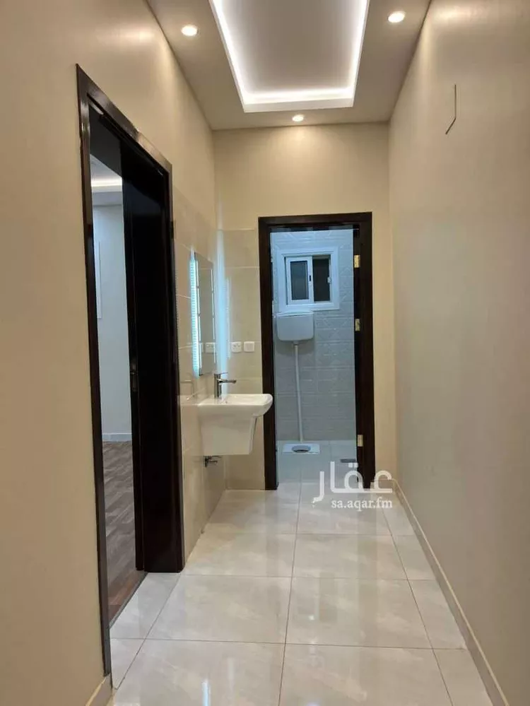 عمارة للإيجار في حي المصيف, مدينة تبوك, منطقة تبوك