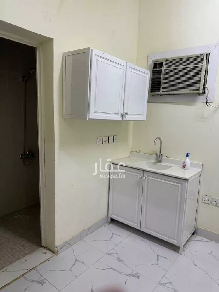 غرفة للإيجار في شارع جبل الريث ، حي ظهرة لبن ، الرياض ، منطقة الرياض صورة 2