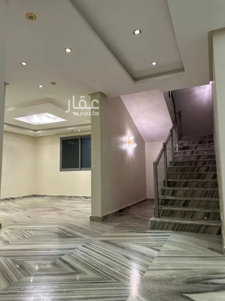 فيلا للبيع في شارع وادي حجر, حي القادسية, مدينة الرياض, منطقة الرياض صورة 2