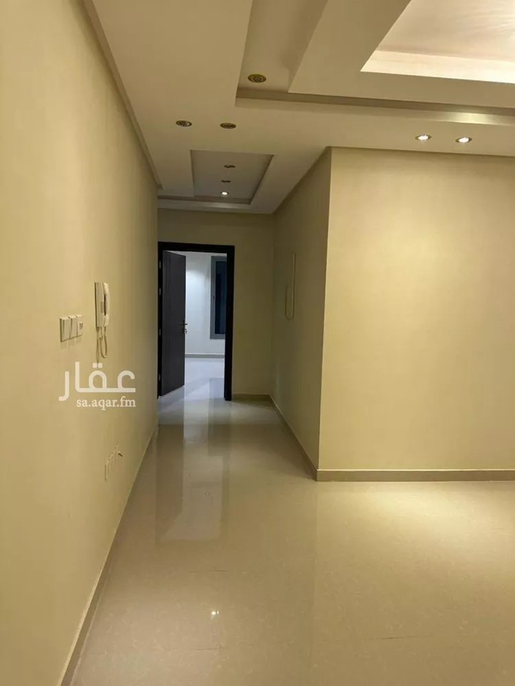 فيلا للبيع في شارع وادي حجر, حي القادسية, مدينة الرياض, منطقة الرياض 13