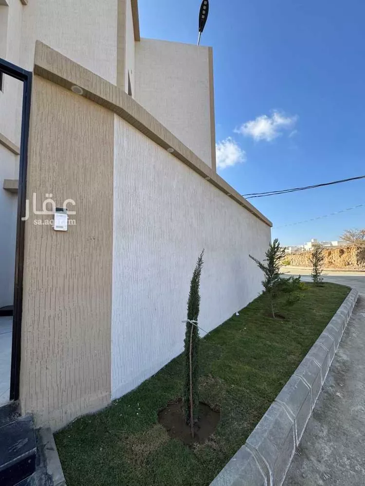 Villa for Sale in Al Bahah Al Dhafyr