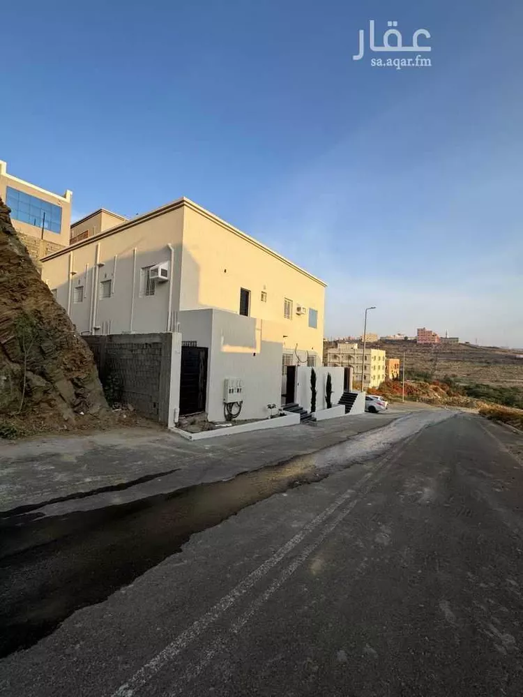 عمارة للبيع في شارع الربوة 70, حي المنار, مدينة الباحة, منطقة الباحة