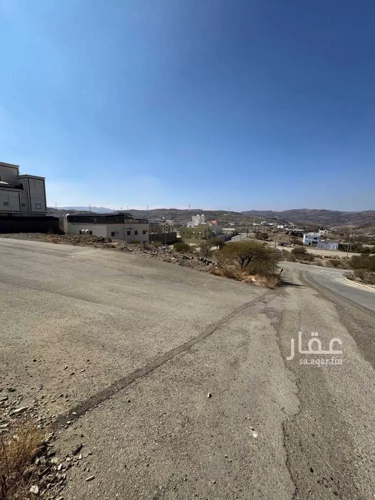 أرض للبيع في شارع الشروق 26, حي الشروق, مدينة الباحة, منطقة الباحة صورة 3